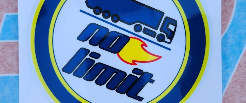 STICKER série « NO LIMIT » – 13cm